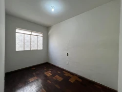 CASA À VENDA-BAIRRO SÃO JOSÉ - PARÁ DE MINAS -MG