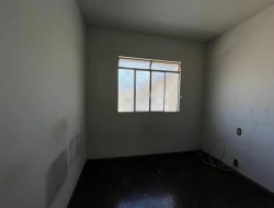 CASA À VENDA-BAIRRO SÃO JOSÉ - PARÁ DE MINAS -MG