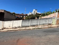 LOTE À VENDA - PROVIDÊNCIA - PARÁ DE MINAS - MG