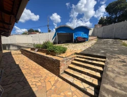 CASA À VENDA - BAIRRO PROVIDÊNCIA - PARÁ DE MINAS - MG