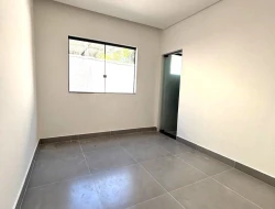 CASA À VENDA -BAIRRO PROVIDÊNCIA -PARÁ DE MINAS - MG