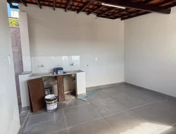 CASA À VENDA -BAIRRO PROVIDÊNCIA -PARÁ DE MINAS - MG