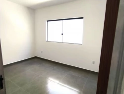 CASA À VENDA - BAIRRO JARDIM DAS OLIVEIRAS - PARÁ DE MINAS - MG