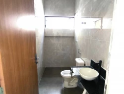 CASA À VENDA - BAIRRO JARDIM DAS OLIVEIRAS - PARÁ DE MINAS - MG