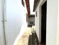 CASA DE ESQUINA À VENDA - BAIRRO SÃO FRANCISCO - PARÁ DE MINAS - MG