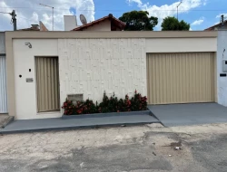 CASA À VENDA - BAIRRO RECANTO DA LAGOA - PARÁ DE MINAS - MG