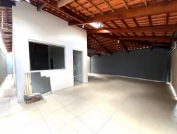 CASA À VENDA - BAIRRO RECANTO DA LAGOA - PARÁ DE MINAS - MG