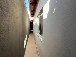 CASA À VENDA - BAIRRO RECANTO DA LAGOA - PARÁ DE MINAS - MG