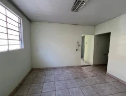 CASA À VENDA - CENTRO - PARÁ DE MINAS - MG