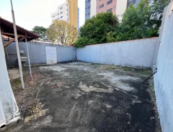 CASA À VENDA - CENTRO - PARÁ DE MINAS - MG