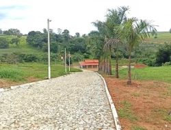SÍTIO À VENDA - LAGOA PRETA - PARÁ DE MINAS - MG