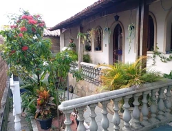 CASA À VENDA - BAIRRO SANTO ANTÔNIO - PARÁ DE MINAS - MG