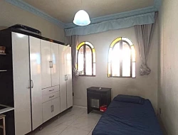 CASA À VENDA - BAIRRO SANTO ANTÔNIO - PARÁ DE MINAS - MG