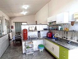 CASA À VENDA - BAIRRO SANTO ANTÔNIO - PARÁ DE MINAS - MG