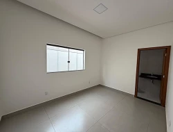 CASA À VENDA - BAIRRO PROVIDÊNCIA - PARÁ DE MINAS -MG