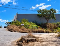 LOTE DE ESQUINA À VENDA - BAIRRO SENADOR VALADARES – PARÁ DE MINAS/MG