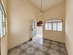 CASA À VENDA - BAIRRO SANTO ANTÔNIO - PARÁ DE MINAS -MG