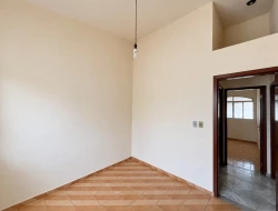 CASA À VENDA - BAIRRO SANTO ANTÔNIO - PARÁ DE MINAS -MG
