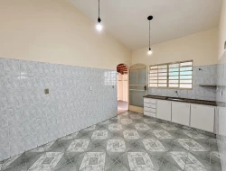 CASA À VENDA - BAIRRO SANTO ANTÔNIO - PARÁ DE MINAS -MG